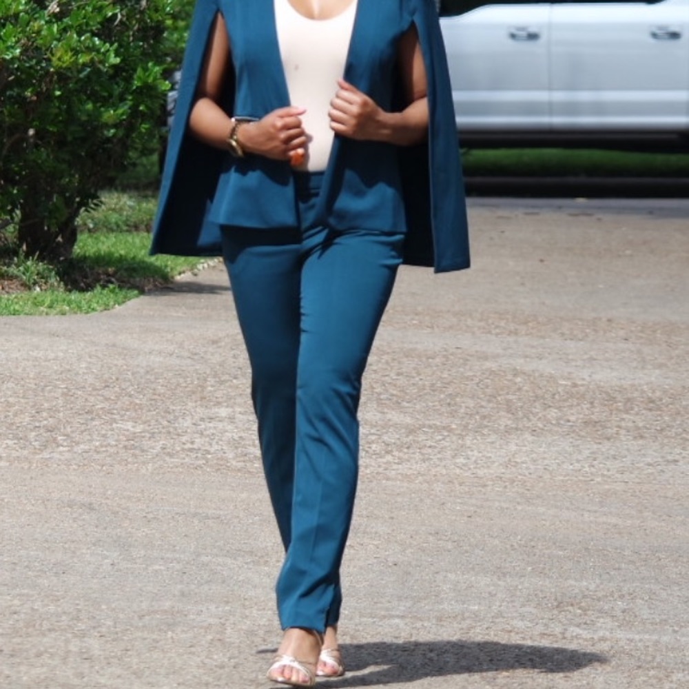 NY & Company caped teal 2 piece suit